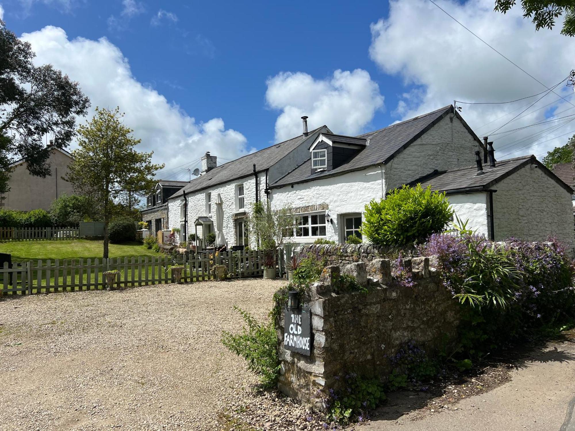 The End House At The Old * Cowbridge